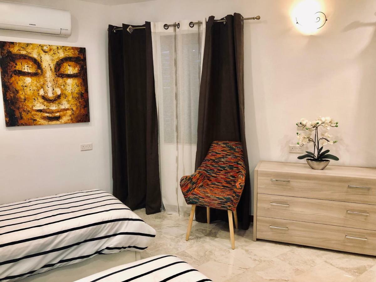 Modern Maltese House Villa Слима Екстериор снимка