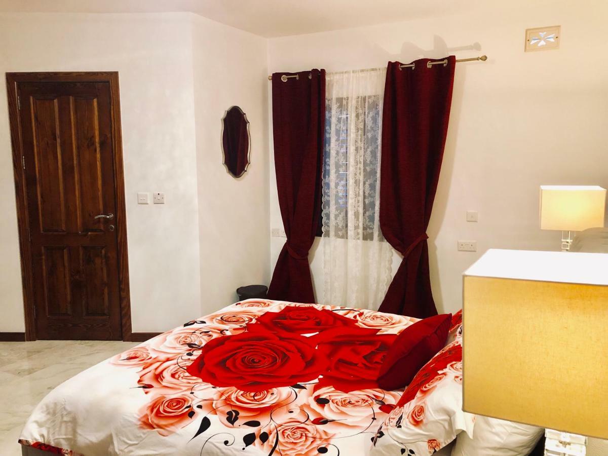Modern Maltese House Villa Слима Екстериор снимка